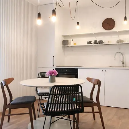 Apartmán Farska Grand - 3-rooms By Selected - In The Center Of *